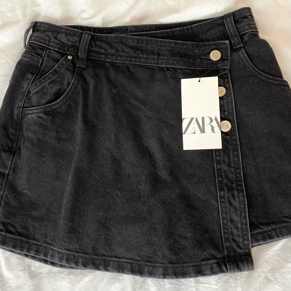 NWT ZARA denim skort